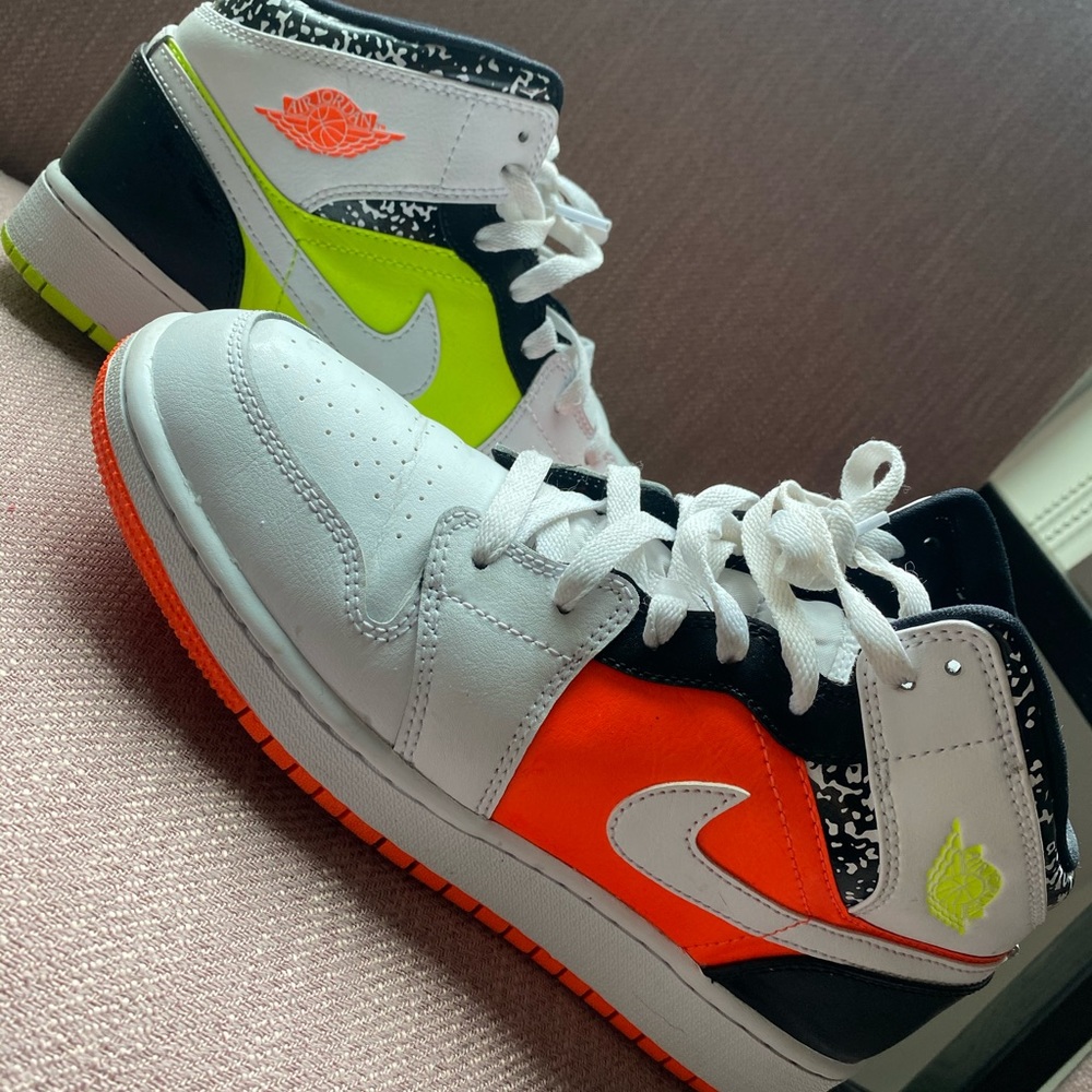 Nike Jordan 1s